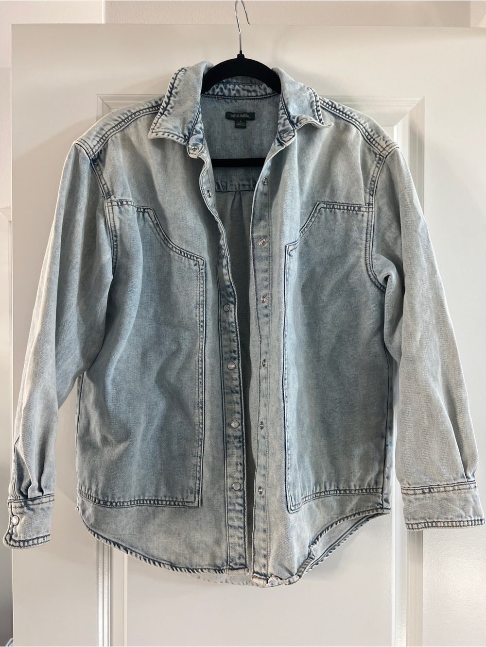 Oversized Light Wash Denim Jacket - Light Blue cowboy cowgirl w/ pearl buttons